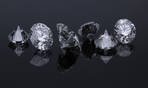 The Ultimate Guide to Buying Raw Diamonds