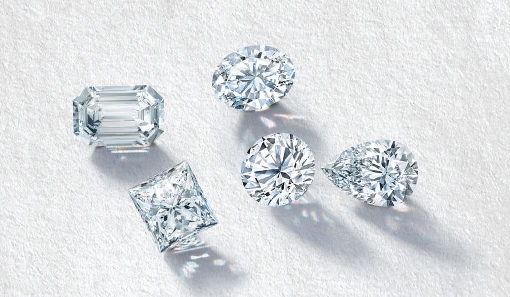 What Is the Naked Diamond Effect? Floating Diamond Jewelry Explained