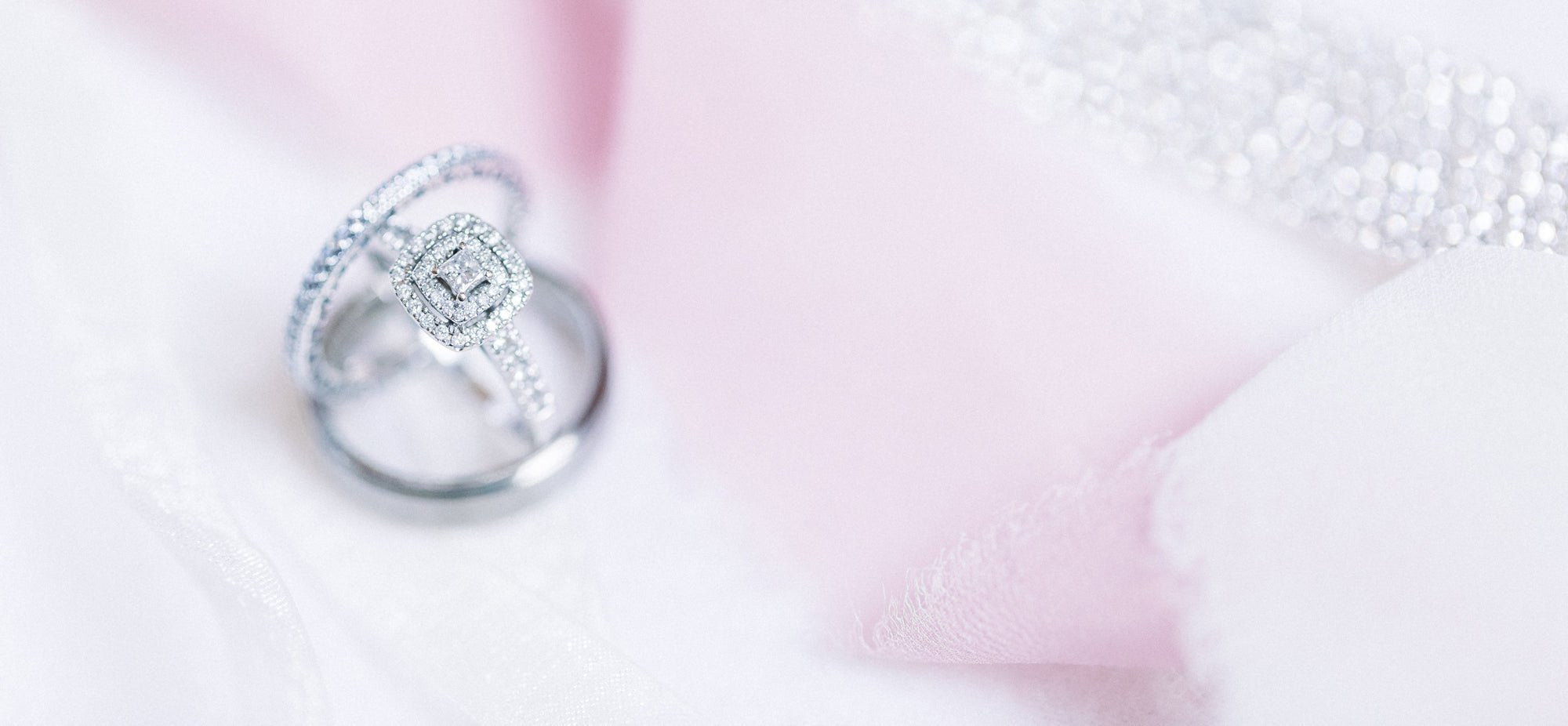 Wedding Rings Guide - Luxury Diamonds