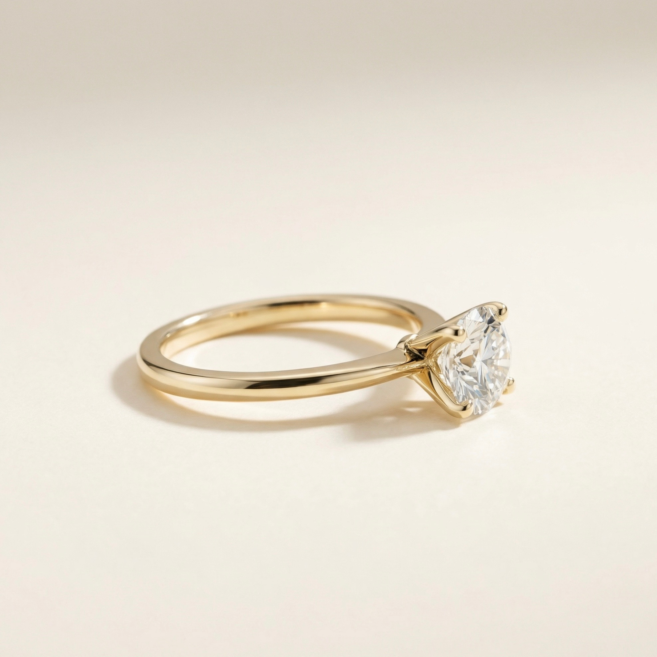 LUX-85121-1 Four Prong Classic Solitaire