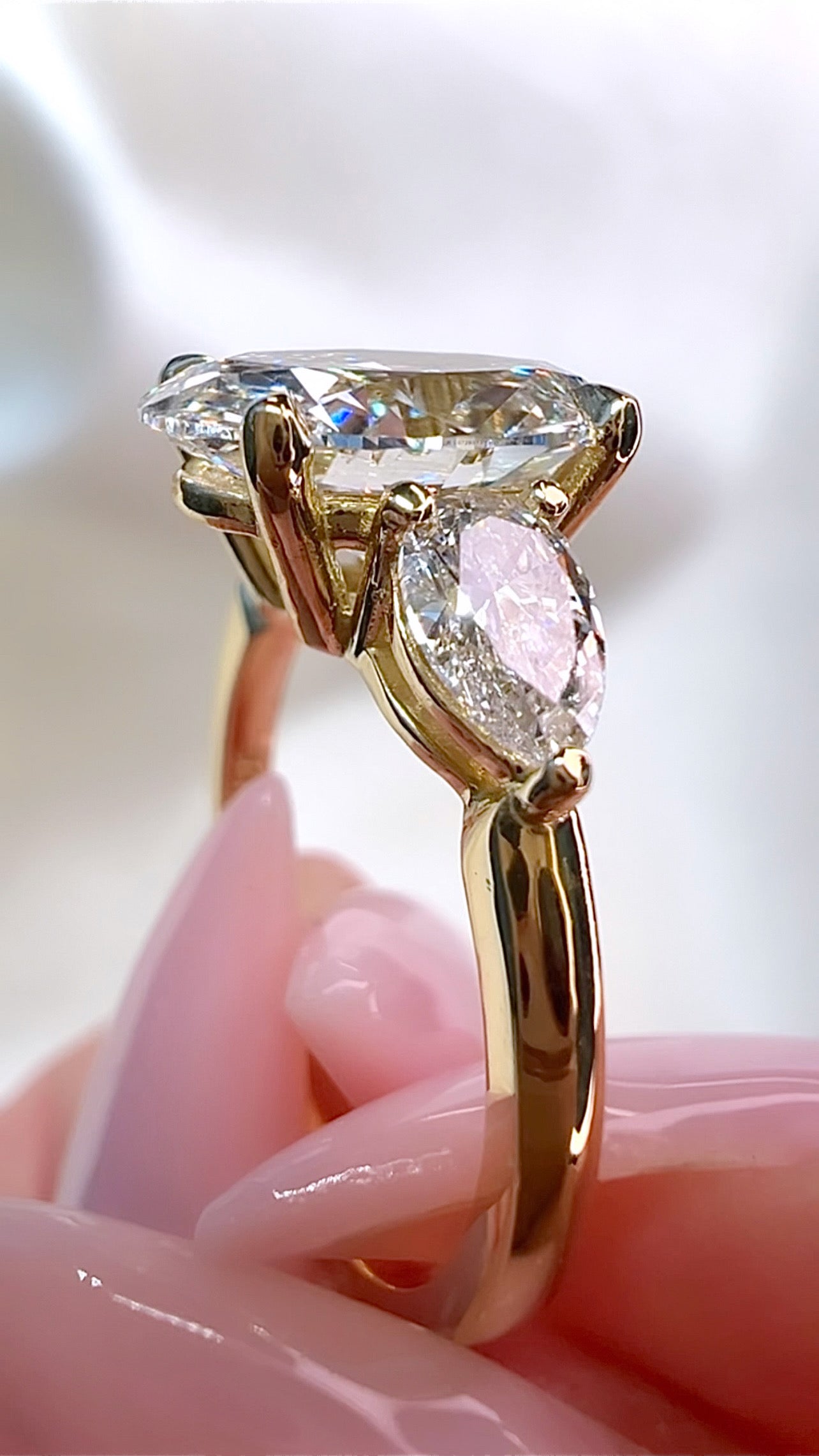 2.96CT Total Weight Oval Cut Lab Diamond Three Stone Engagement Ring Luxury Diamonds