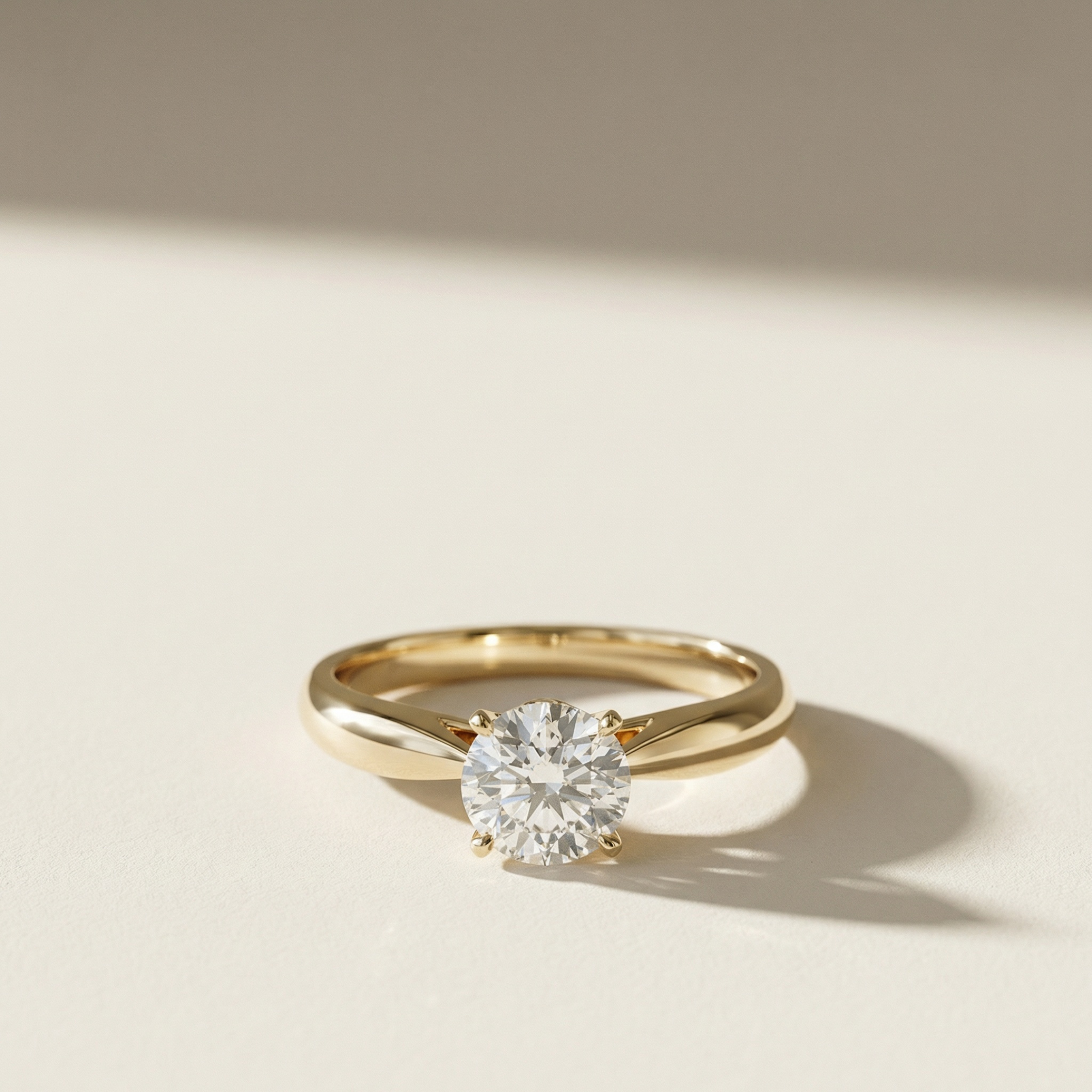 LUX-84355-1 Classic Tapered Cathedral Solitaire