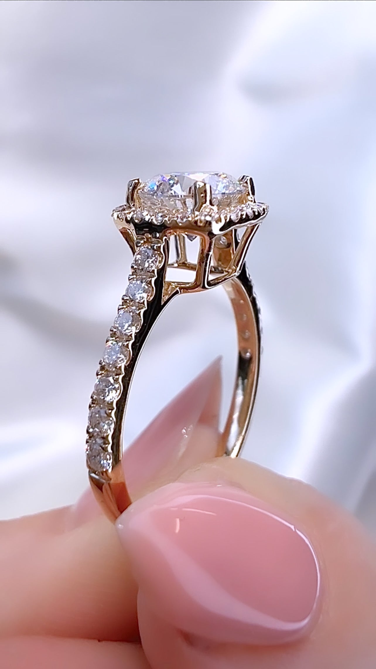 1.12CT Round Brilliant Cut Lab Diamond Cushion Halo Ring