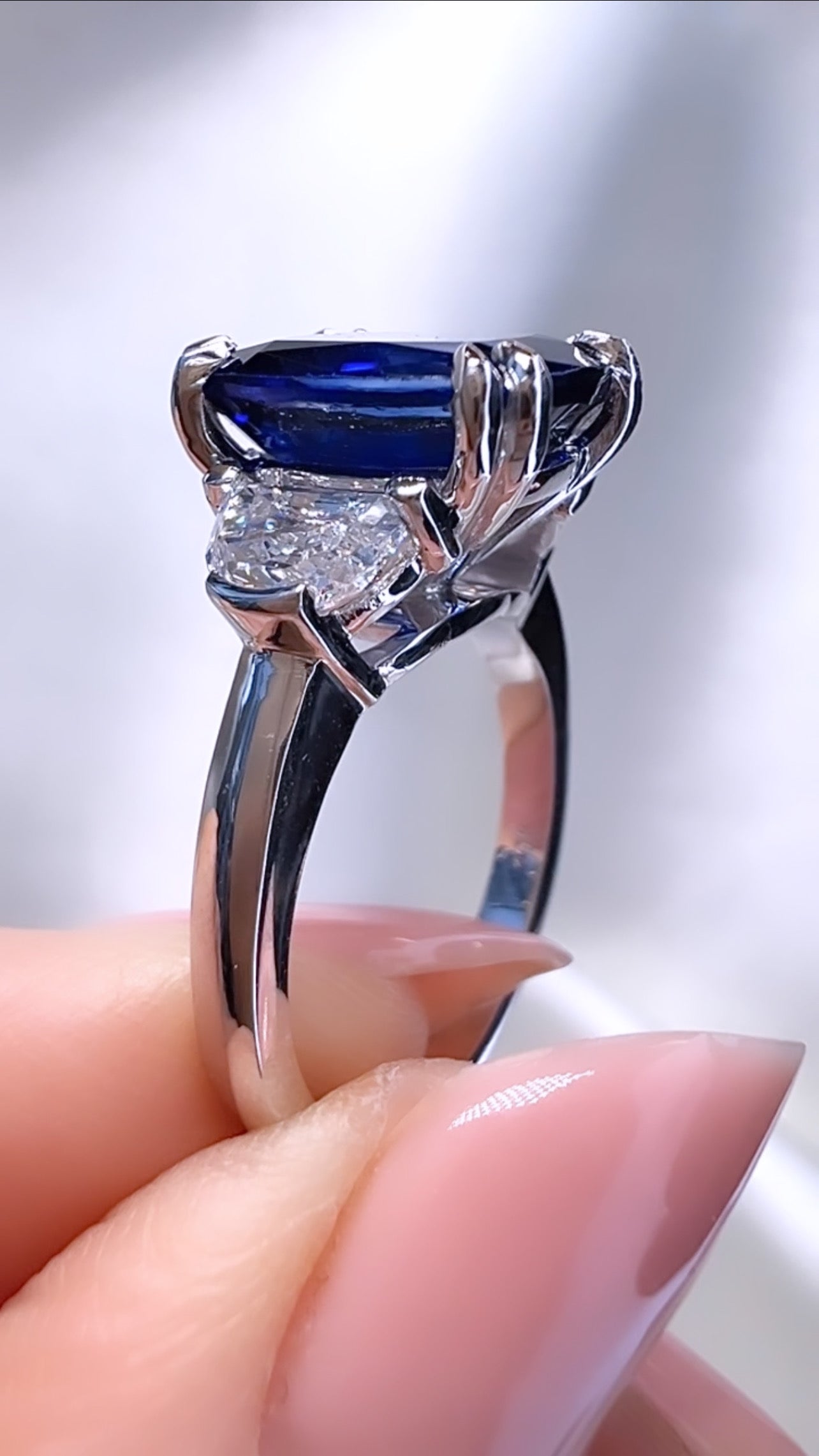4.30CT Sapphire & Lab Diamond Three Stone Ring