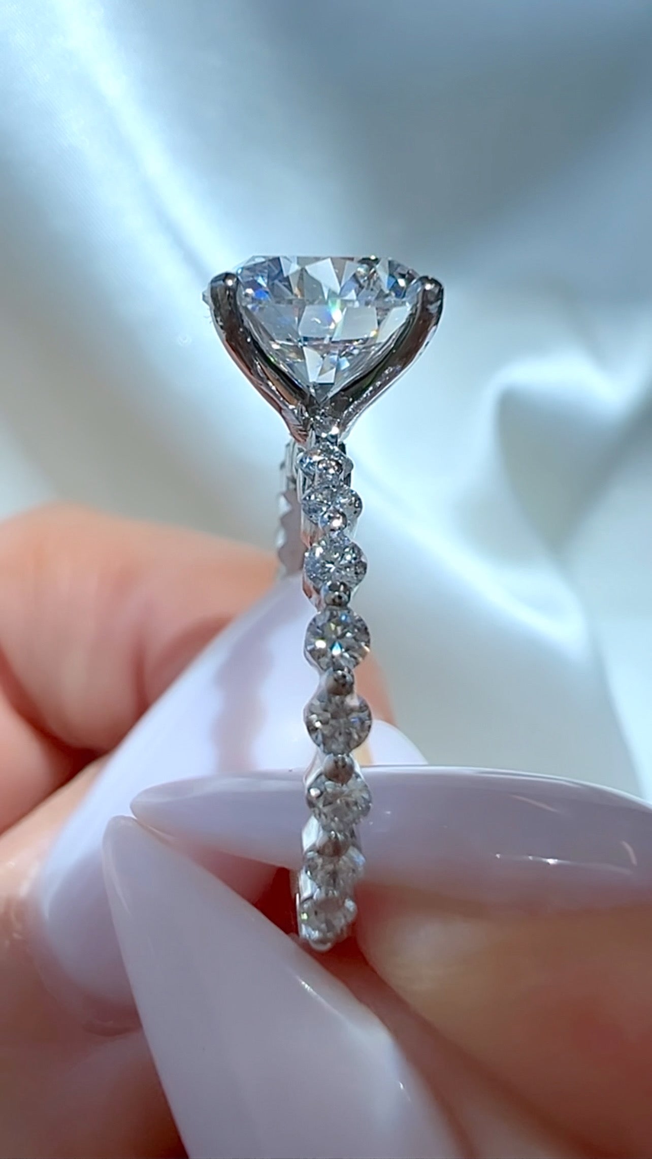 2.22CT Round Brilliant Cut Lab Diamond Ring