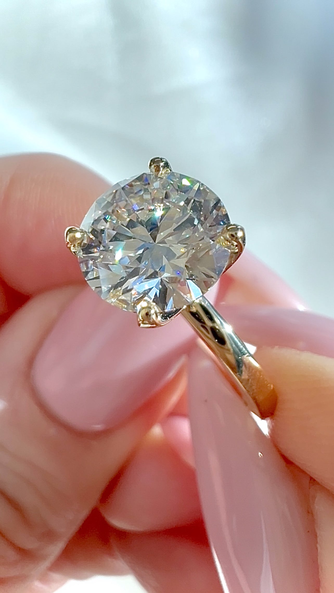 2.25CT Round Brilliant Cut Lab Diamond Petal Prong Engagement Ring