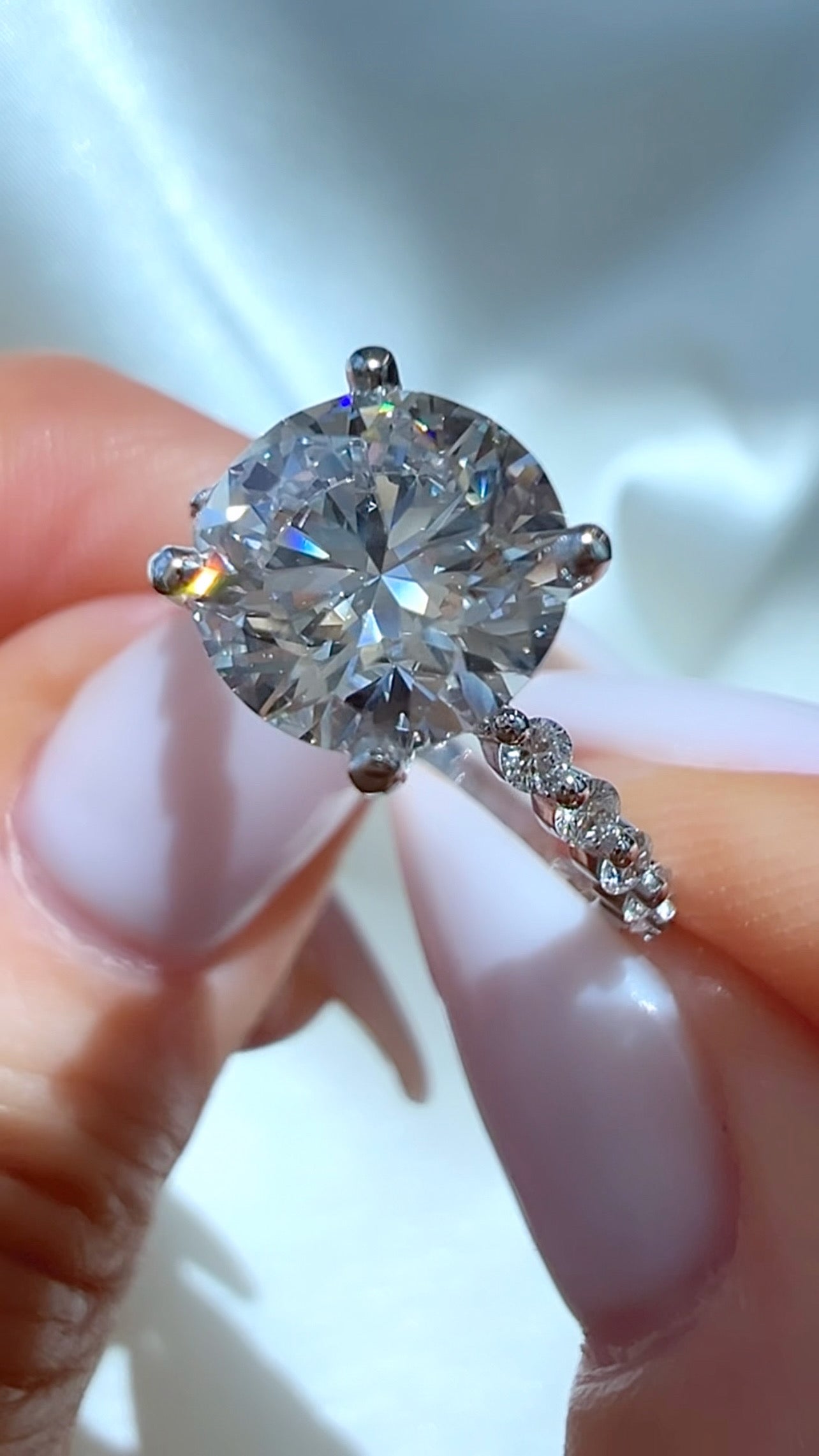 2.22CT Round Brilliant Cut Lab Diamond Ring