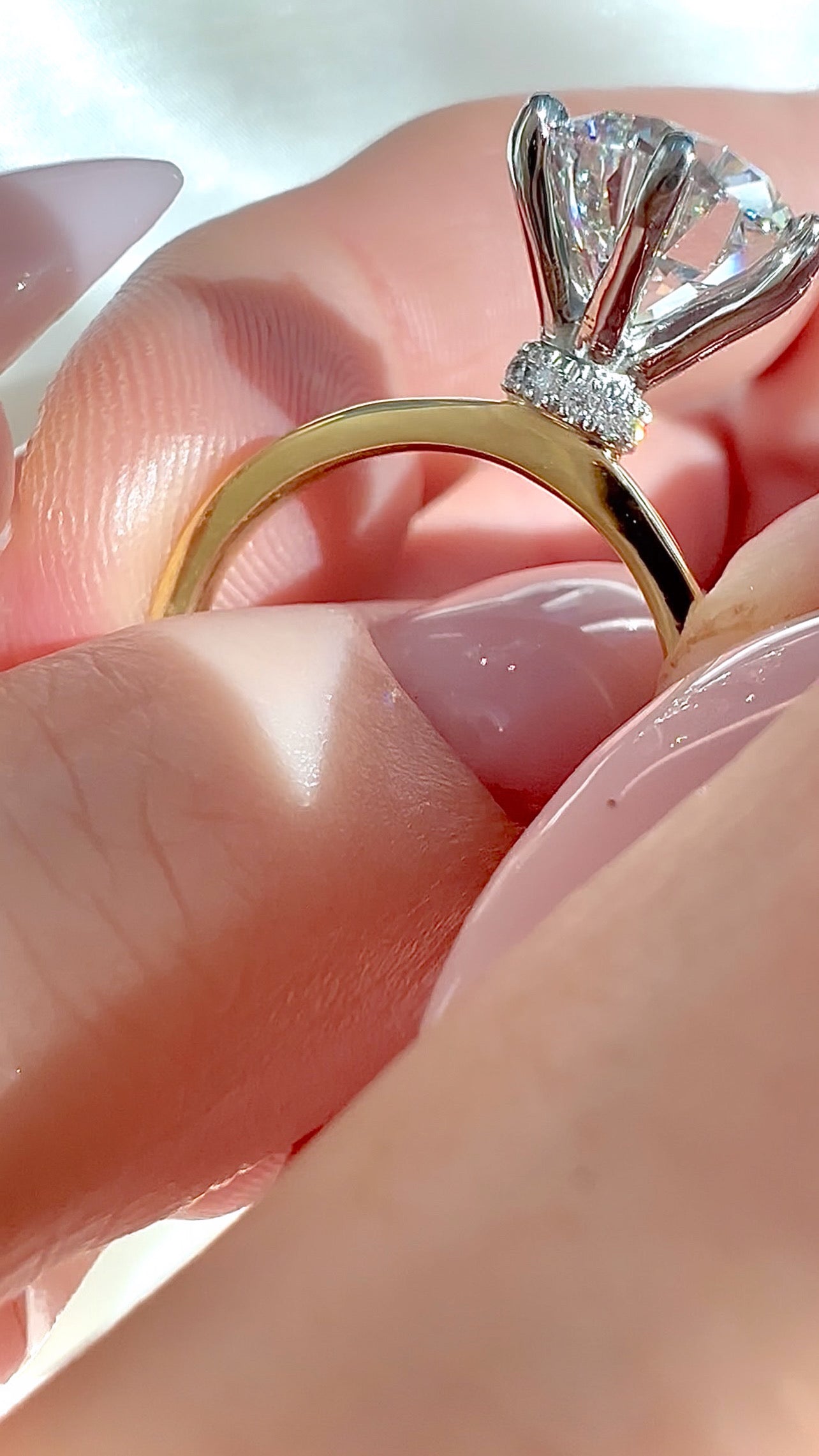 3.09CT Round Brilliant Cut Lab Diamond Pavé Collar Solitaire Engagement Ring