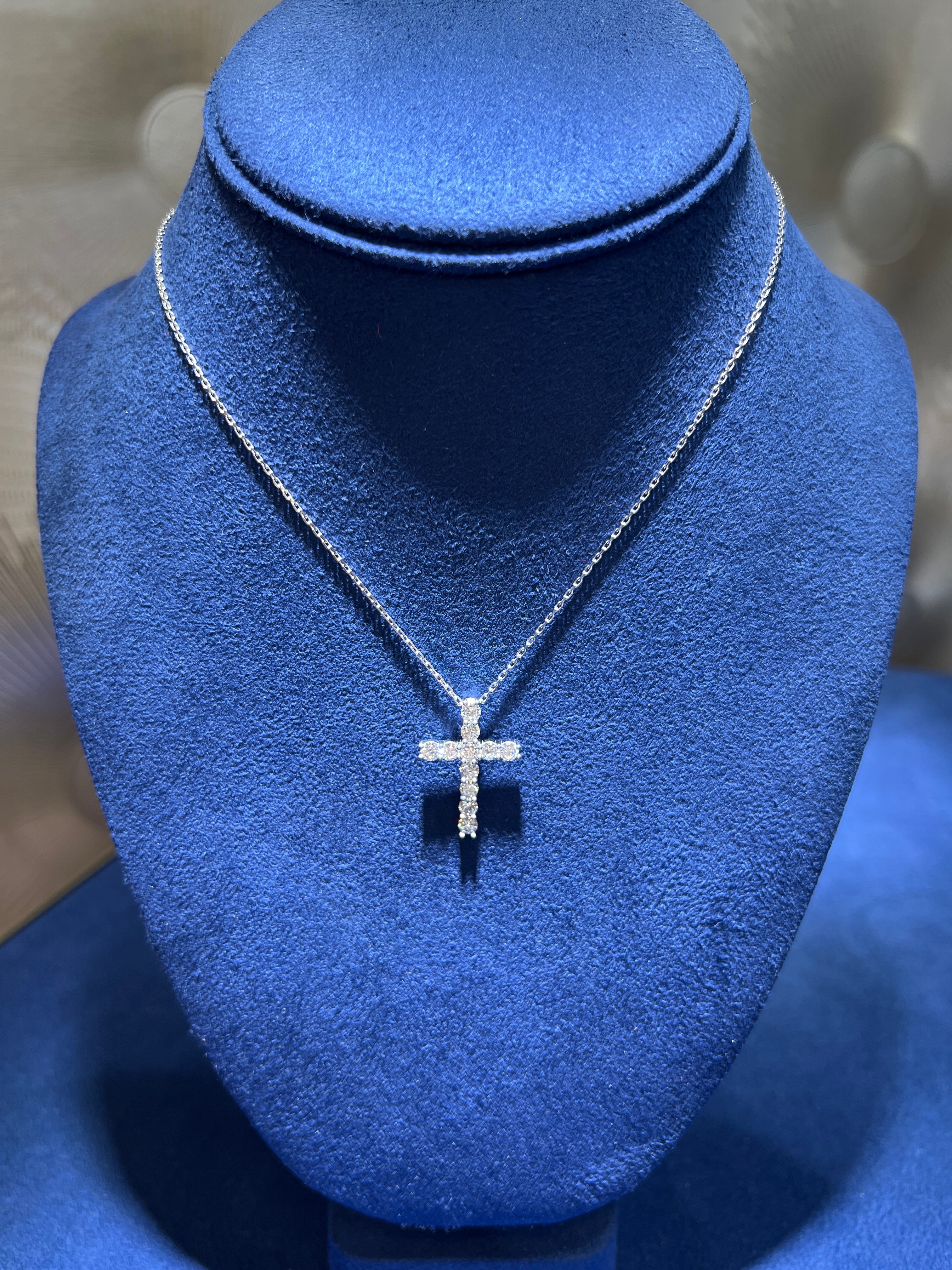 1.10CT Diamond Cross Pendant