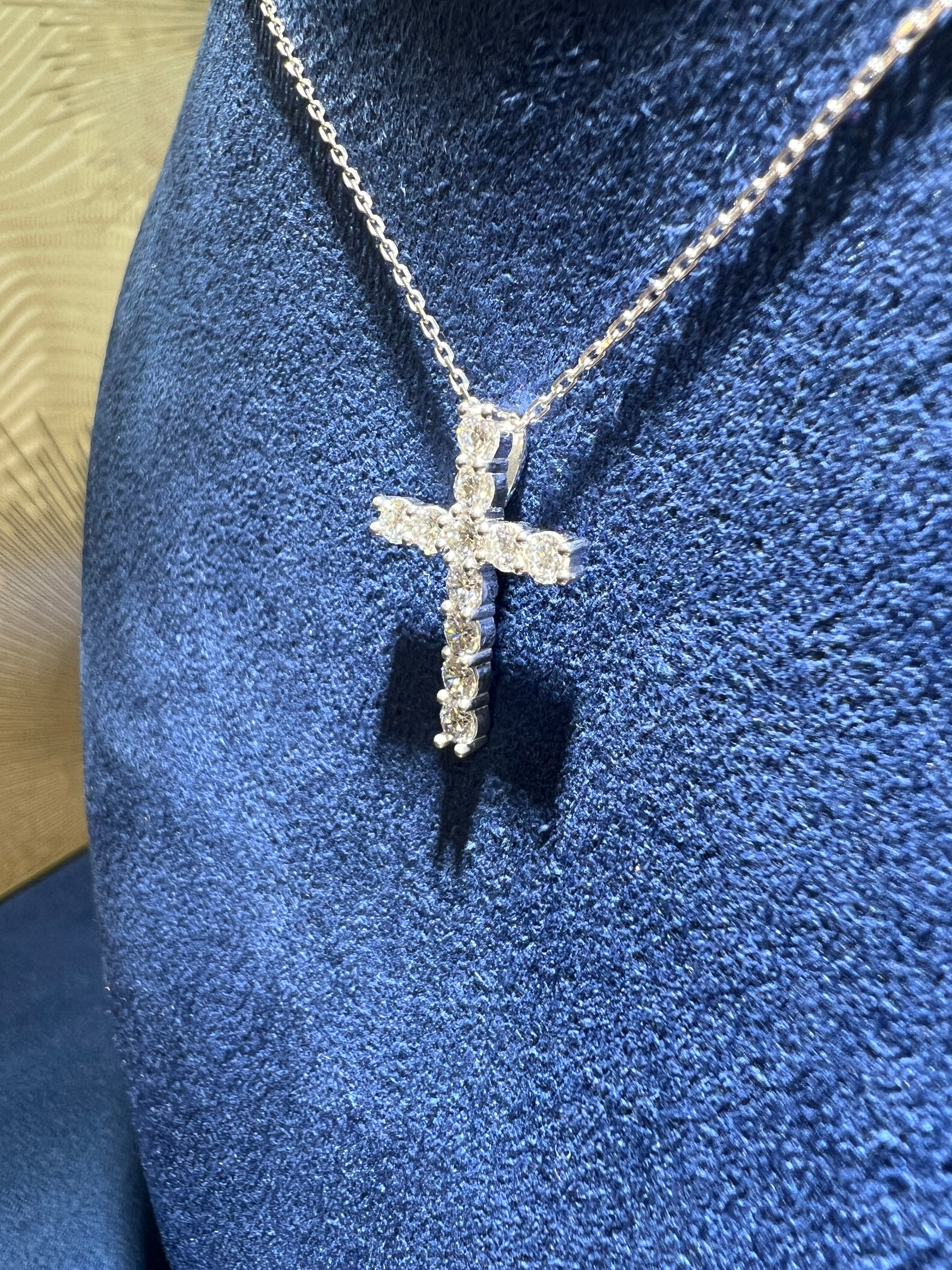 1.10CT Diamond Cross Pendant
