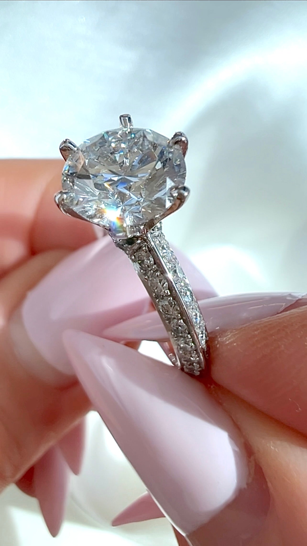 2.00CT Round Brilliant Cut Lab Diamond Knife Edge Pavé Ring