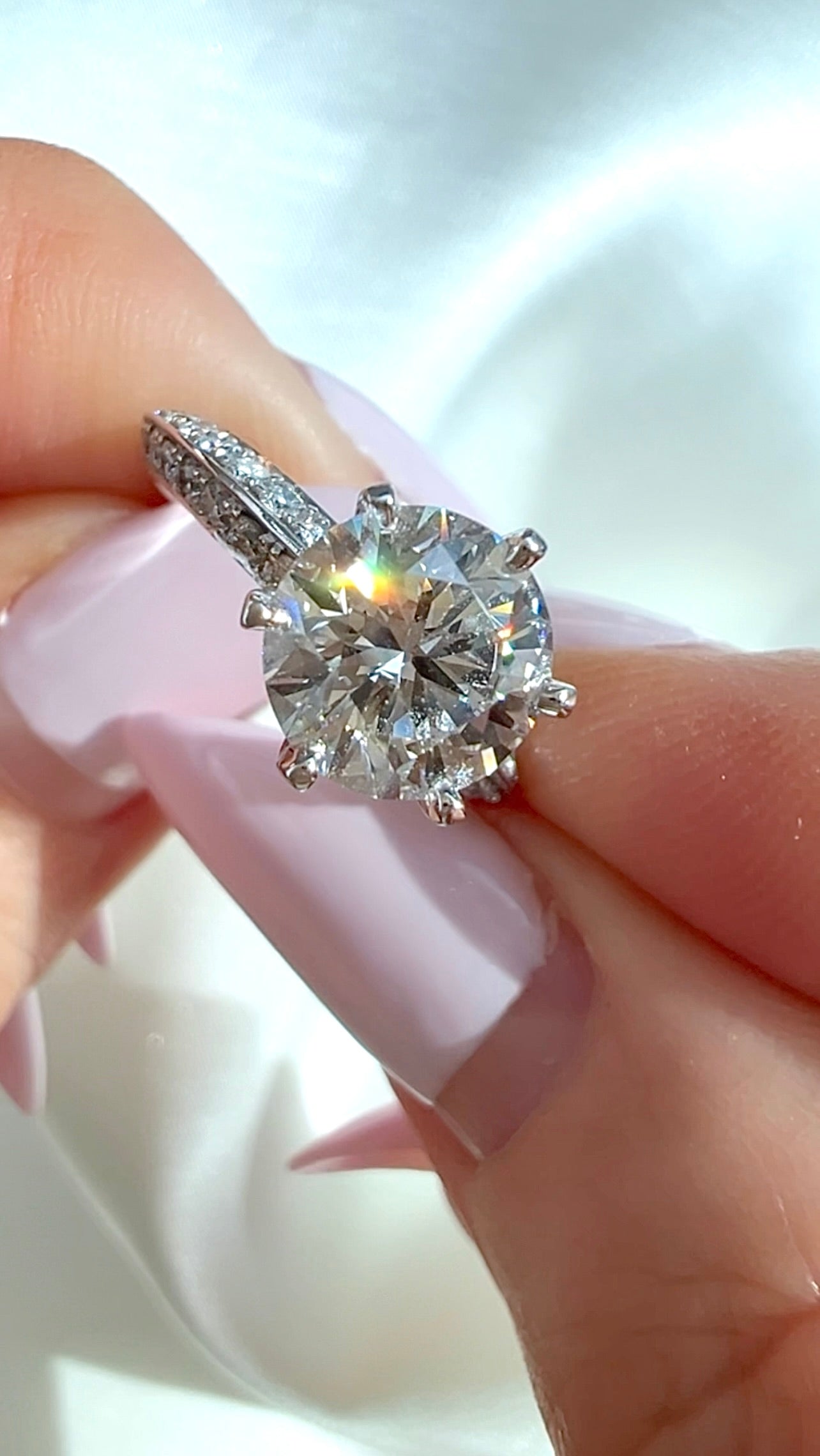 2.00CT Round Brilliant Cut Lab Diamond Knife Edge Pavé Ring