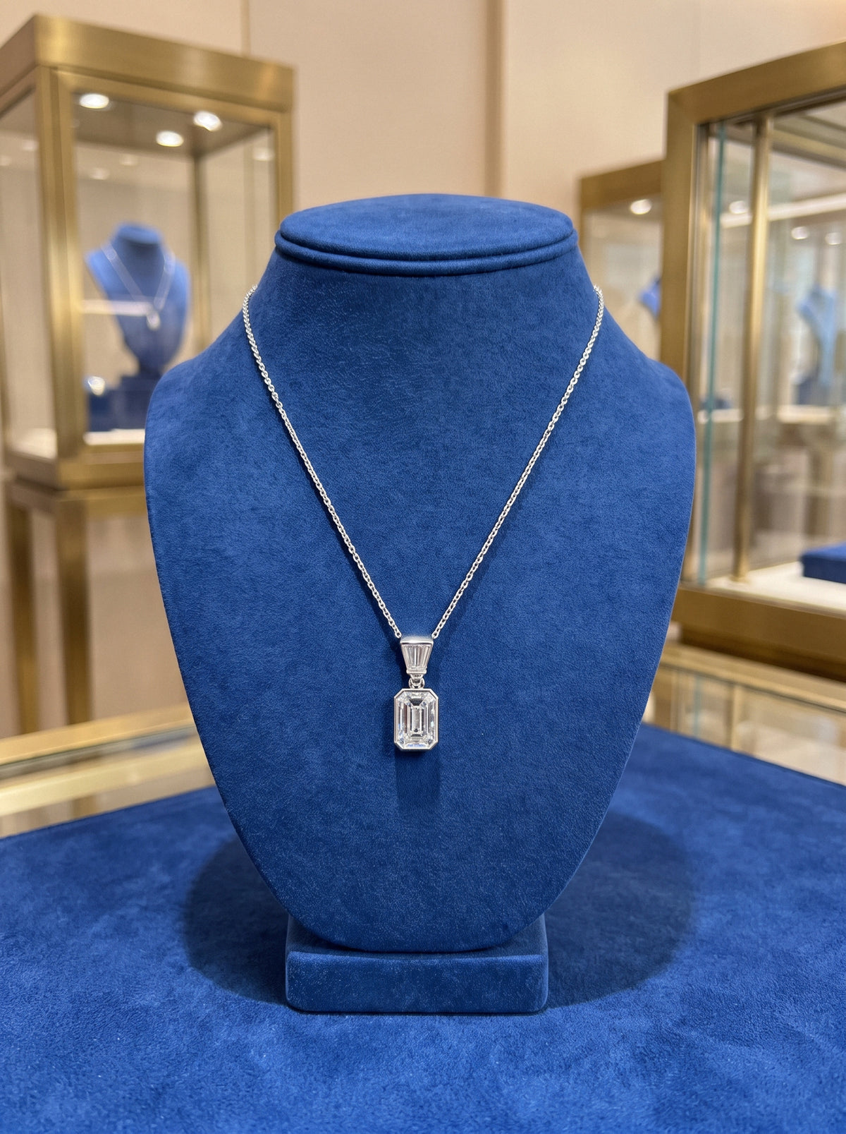 Custom 14K White Gold Emerald-Cut Diamond Pendant Luxury Diamonds
