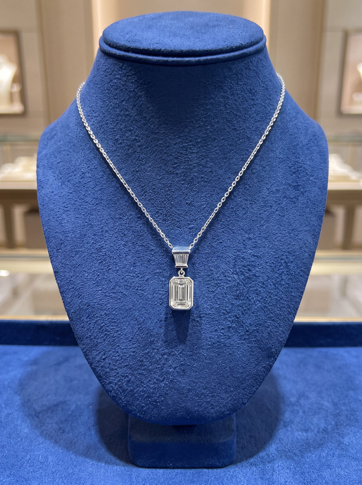 Custom 14K White Gold Emerald-Cut Diamond Pendant Luxury Diamonds