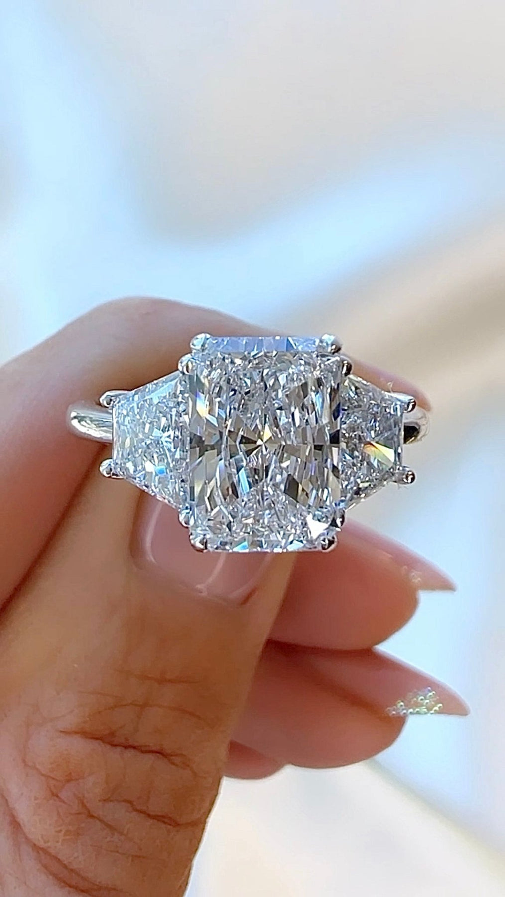 Shop Radiant Cut Diamond Engagement Rings | BENARI JEWELER